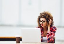4 REASONS YOU SHOULD PAY YOUR BILLS ONLINE