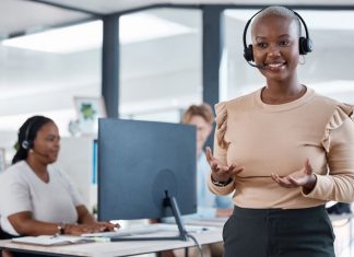 CELEBRATING THE EVERYDAY HEROES OF CUSTOMER SERVICE