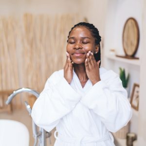 A 10-Minute Skincare Routine for Busy Mornings